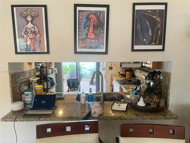 11720 SW 91st Ter, Miami FL 33186