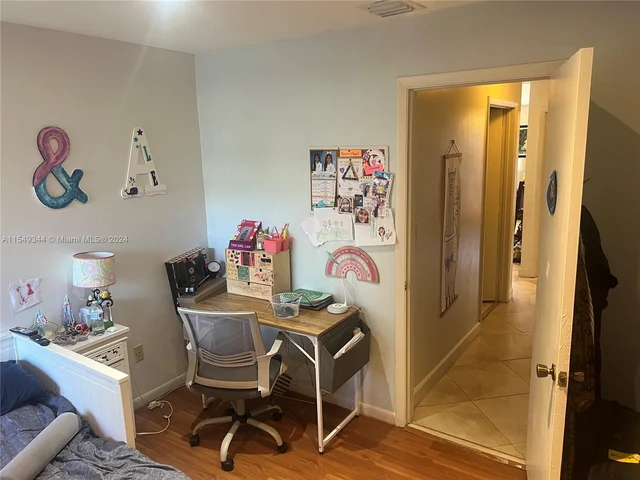 11720 SW 91st Ter, Miami FL 33186