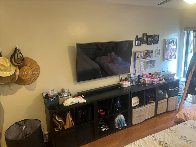 11720 SW 91st Ter, Miami FL 33186