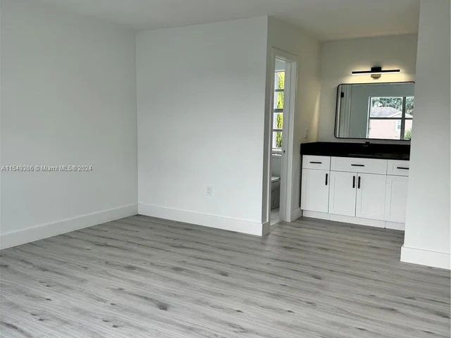 14739 SW 90th Ter, Miami FL 33196