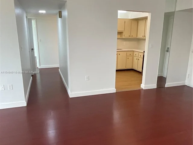 919 Hillcrest Dr # 302, Hollywood FL 33021