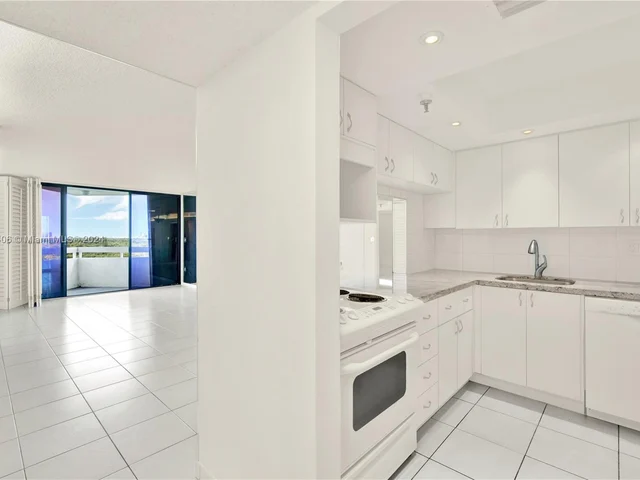 2501 Brickell Ave # 1009, Miami FL 33129