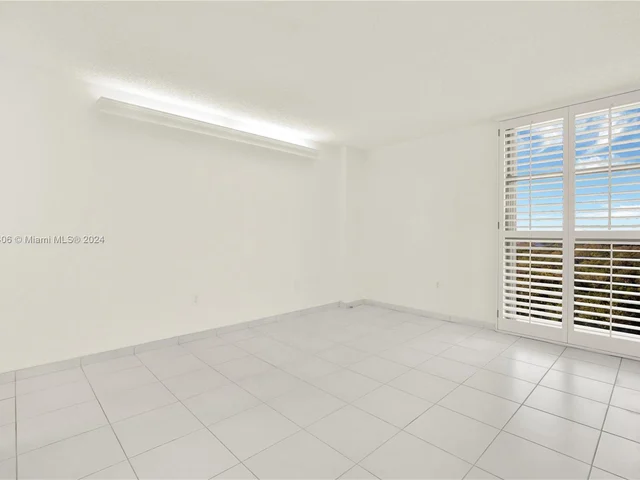 2501 Brickell Ave # 1009, Miami FL 33129