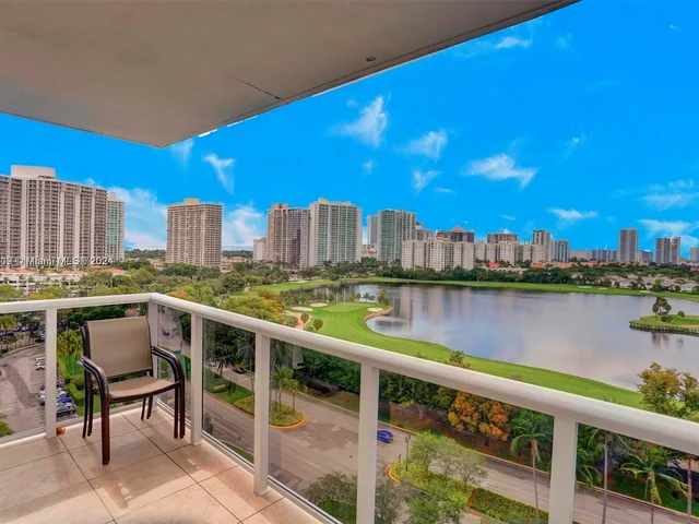 3625 N Country Club Dr # 1404, Aventura FL 33180