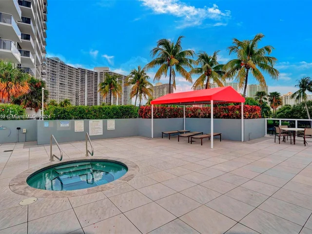 3625 N Country Club Dr # 1404, Aventura FL 33180