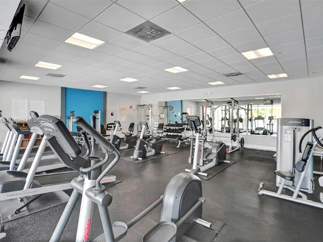 3625 N Country Club Dr # 1404, Aventura FL 33180