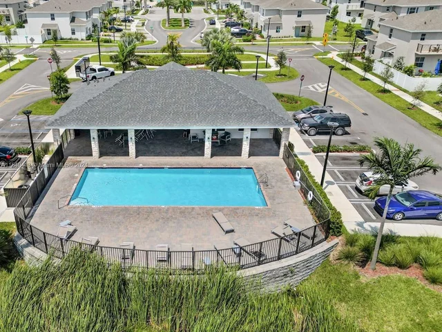 1754 SE 8th Ter # 1754, Homestead FL 33034