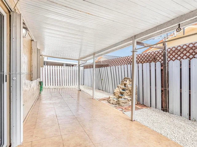 7705 W 34th Ln, Hialeah FL 33018