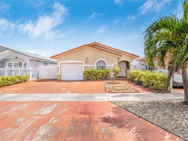 7705 W 34th Ln, Hialeah FL 33018