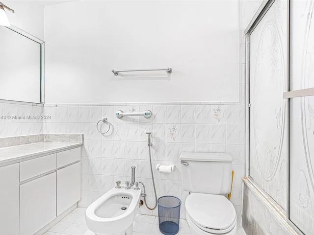 7705 W 34th Ln, Hialeah FL 33018