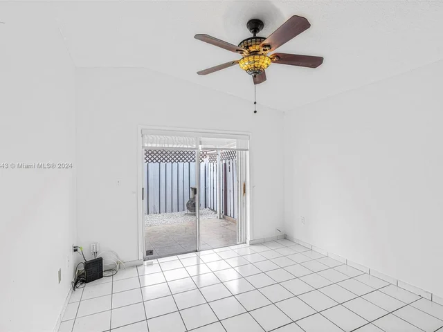 7705 W 34th Ln, Hialeah FL 33018