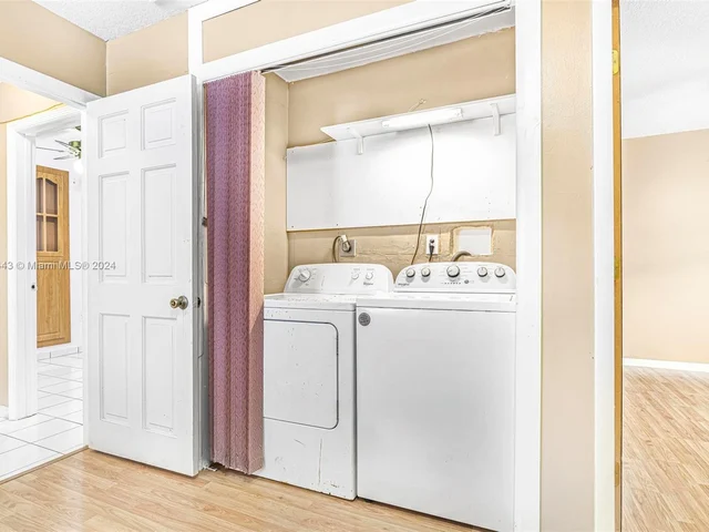 7705 W 34th Ln, Hialeah FL 33018