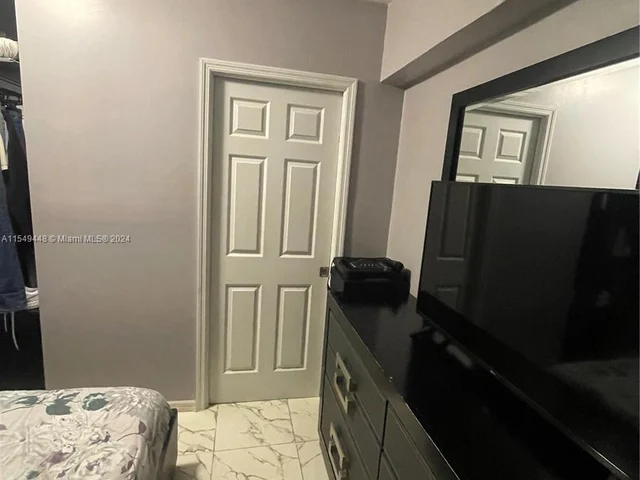 8850 NW 13th St, Pembroke Pines FL 33024