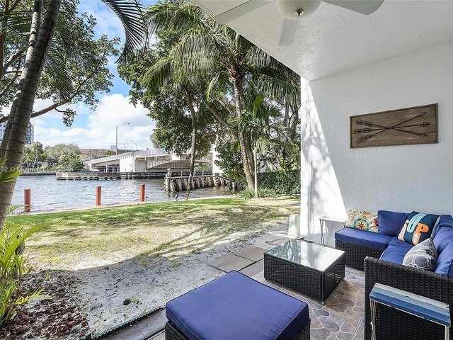 1301 N Riverside Dr # 18, Pompano Beach FL 33062