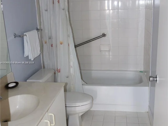 6801 Harding Ave # 523, Miami Beach FL 33141