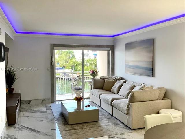 400 Kings Point Dr # 314, Sunny Isles Beach FL 33160