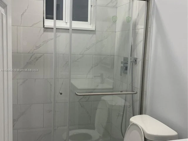 636 SE 5th Pl # 01, Hialeah FL 33010