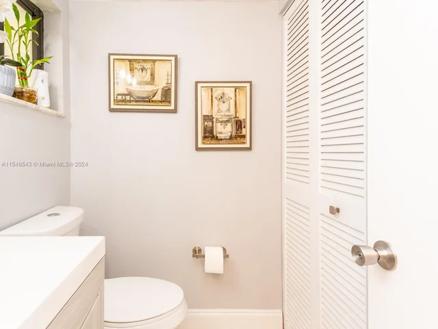 12451 NW 3rd St # B3, Plantation FL 33325