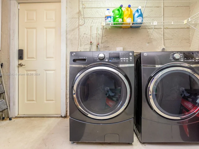 12451 NW 3rd St # B3, Plantation FL 33325