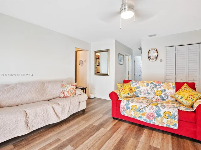 5819 SW 4th St, Miami FL 33144