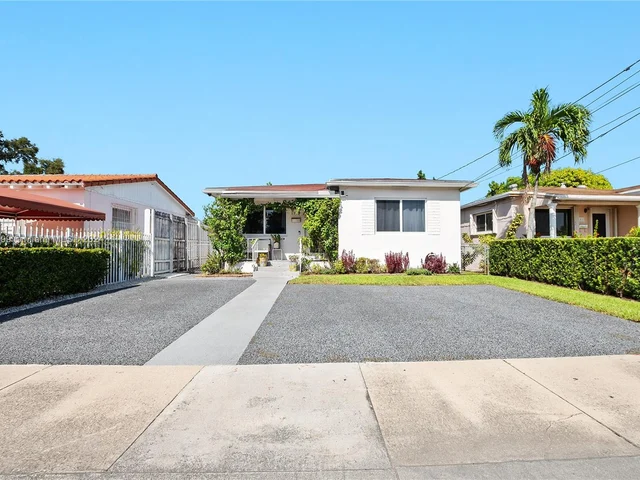 5819 SW 4th St, Miami FL 33144