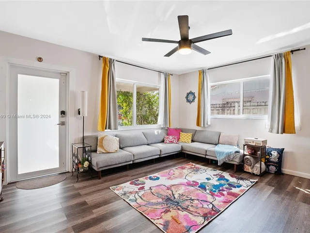 5819 SW 4th St, Miami FL 33144