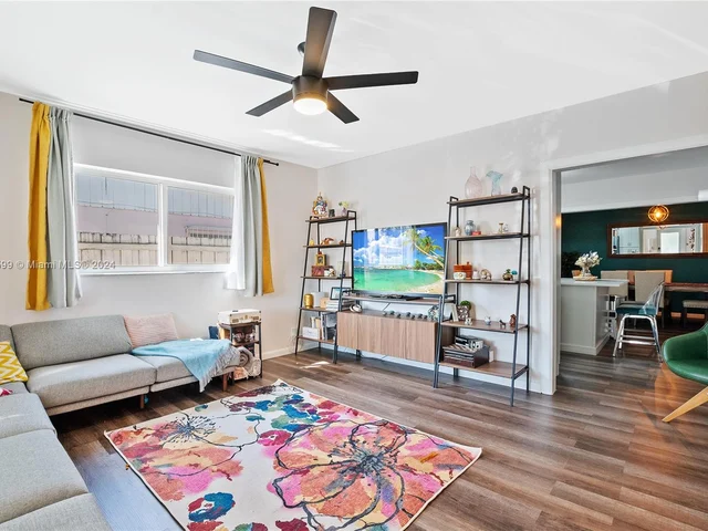 5819 SW 4th St, Miami FL 33144