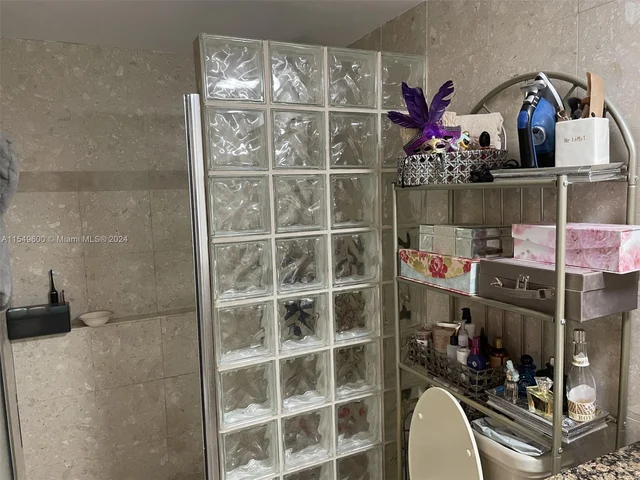 7770 NW 50th St # 108, Lauderhill FL 33351