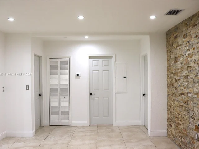 3261 NW 52 Street # 1, Miami FL 33142