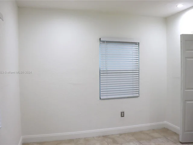 3261 NW 52 Street # 1, Miami FL 33142