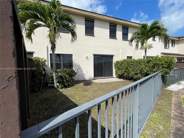 15955 NW 91st Ct # 15955, Miami Lakes FL 33018