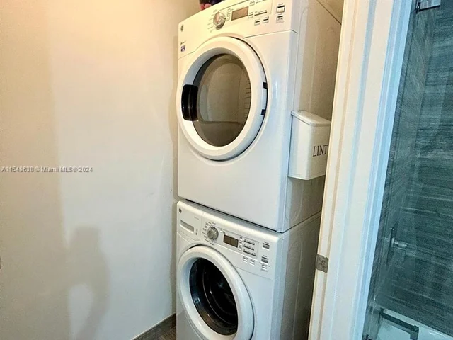 1010 Brickell Ave # 2002, Miami FL 33131