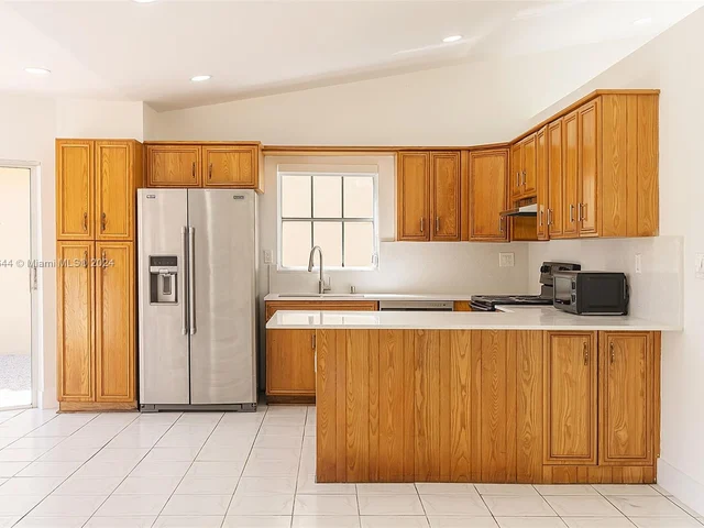 15881 SW 139th Ave, Miami FL 33177