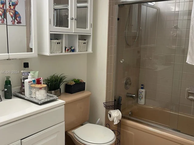 4570 NW 18th Ave # 506, Deerfield Beach FL 33064