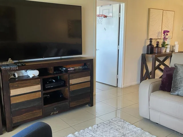 4570 NW 18th Ave # 506, Deerfield Beach FL 33064