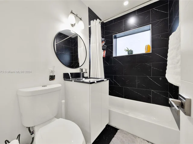 591 NE 170th St, North Miami Beach FL 33162