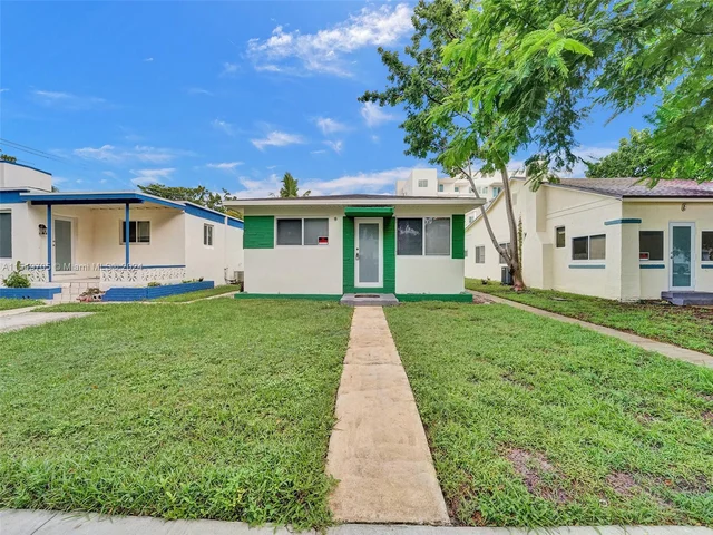 1853 Madison St # 1, Hollywood FL 33020