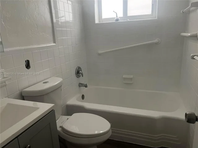 1853 Madison St # 1, Hollywood FL 33020