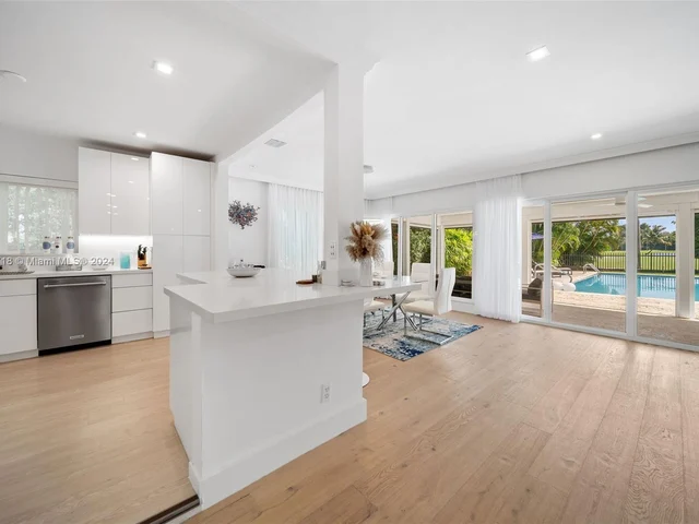 440 W 62nd St # 0, Miami Beach FL 33140