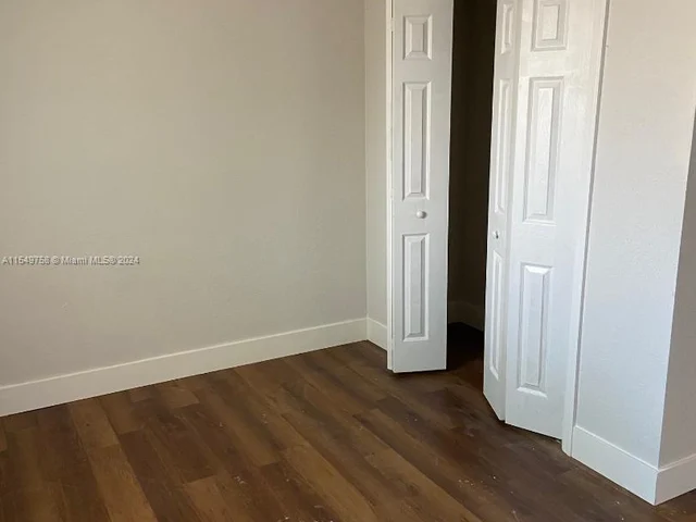 5311 NE 10th Ave, Deerfield Beach FL 33064