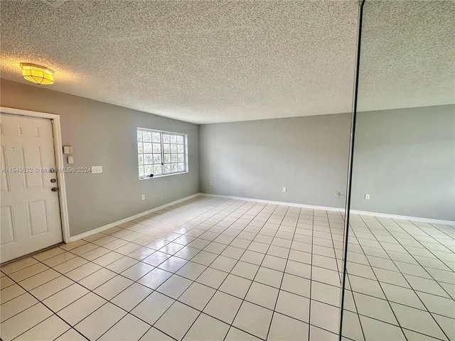 18124 SW 153rd Pl, Miami FL 33187