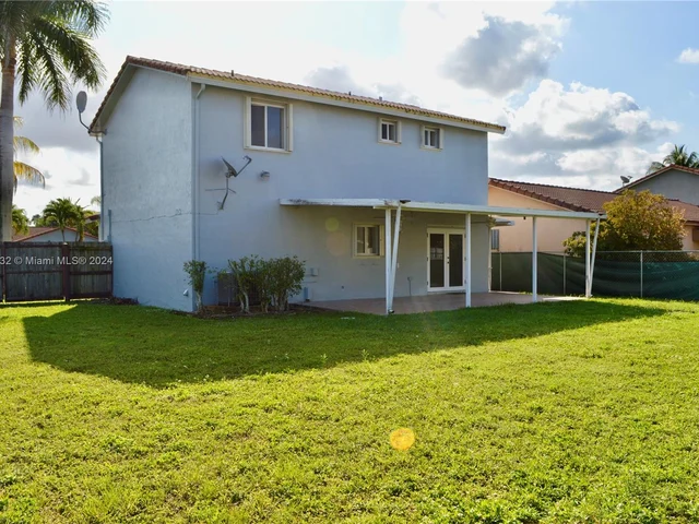 18124 SW 153rd Pl, Miami FL 33187