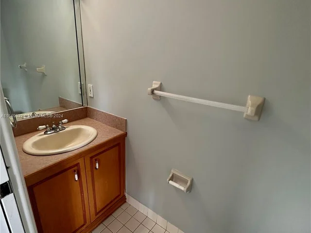 18124 SW 153rd Pl, Miami FL 33187