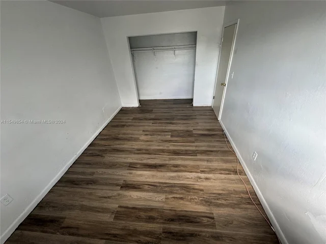 380 E 50th St # 8, Hialeah FL 33013