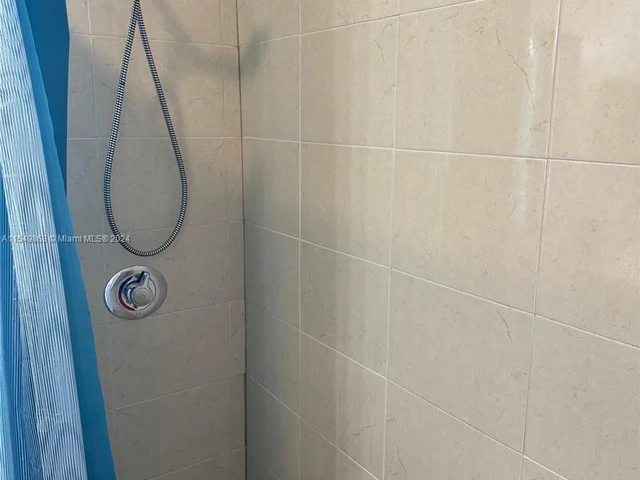 919 SW 10th St # 1, Miami FL 33130