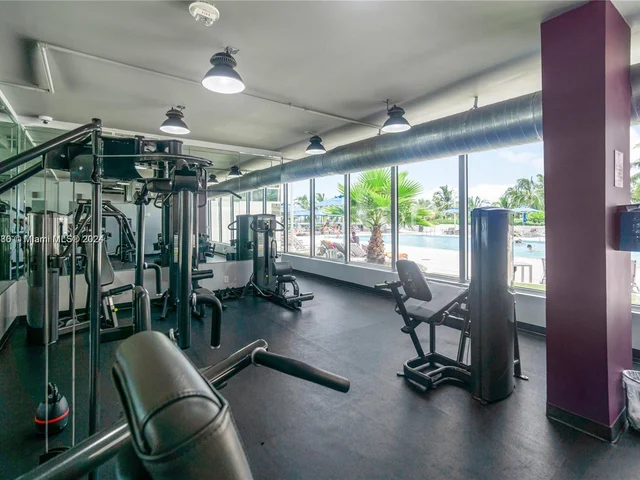 100 Lincoln Rd # 1020, Miami Beach FL 33139