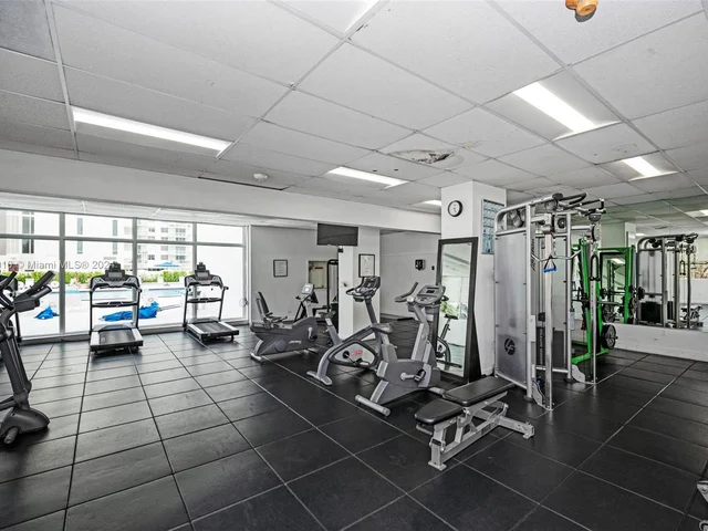 5601 Collins Ave # 1604, Miami Beach FL 33140