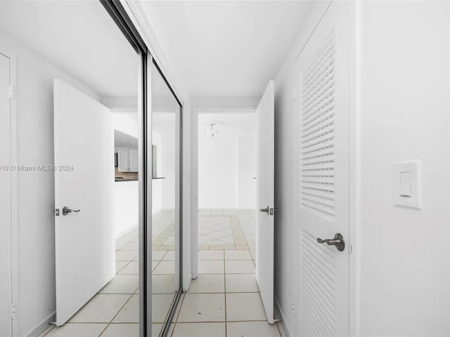 5601 Collins Ave # 1604, Miami Beach FL 33140