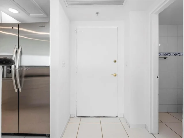 5601 Collins Ave # 1604, Miami Beach FL 33140