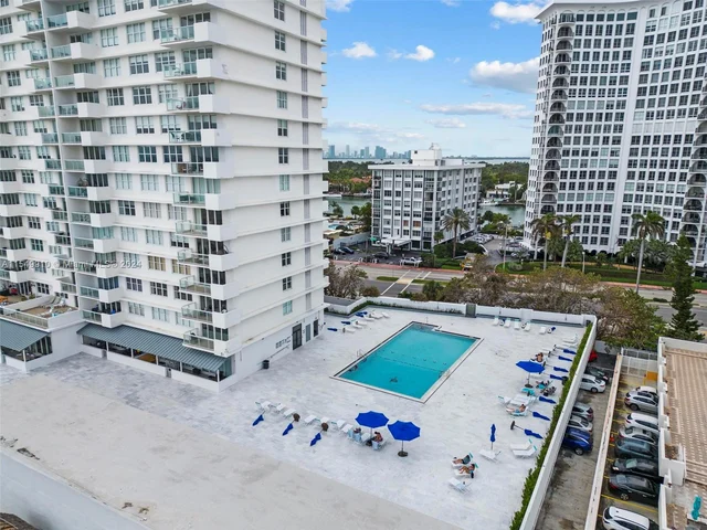5601 Collins Ave # 1604, Miami Beach FL 33140